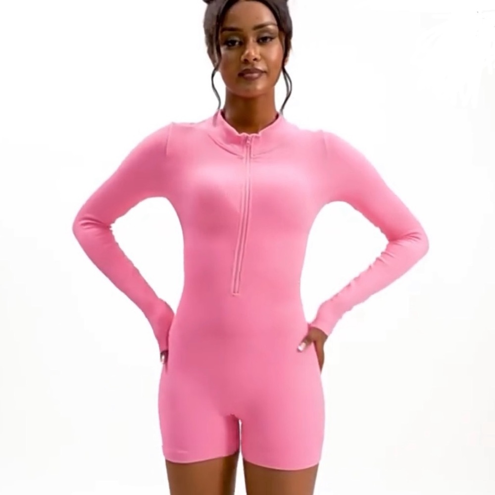 Lucky Label Hourglass Snatched Longsleeve Pink Romper Size Small